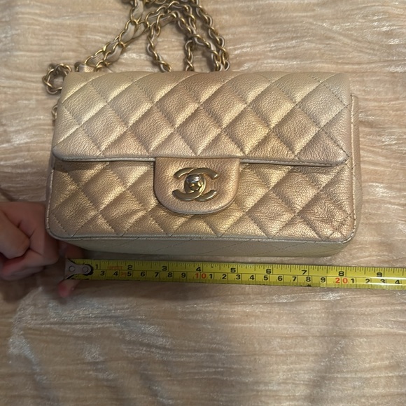 Absolutely stunning Chanelbag gold ombré , gold sparkle specs - Picture 12 of 13